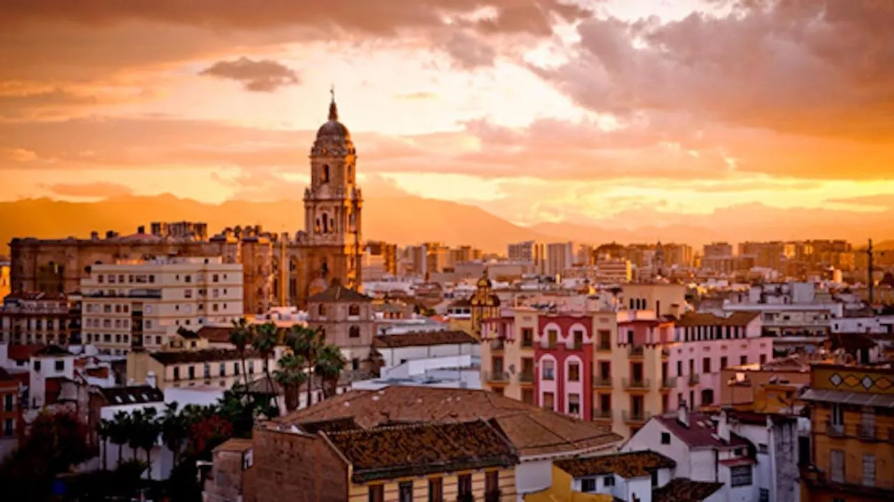 Holidays2Malaga Junto Catedral Appartement